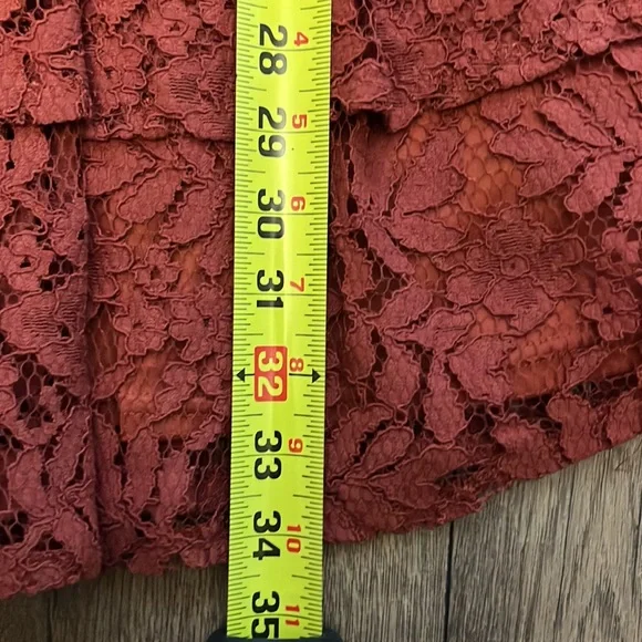 Main strip v neck ruffle Marsala dress - Picture 4 of 9